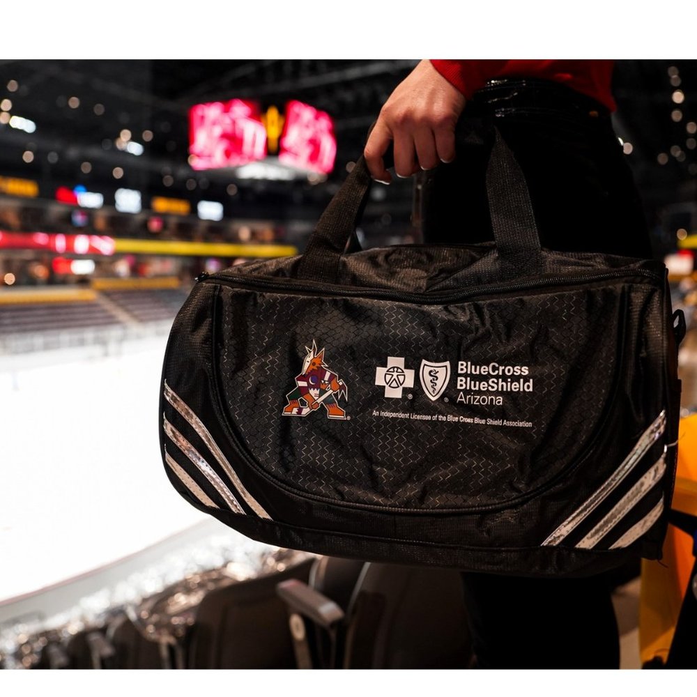 Arizona Coyotes Black Gym Bag - Picture 2 of 12